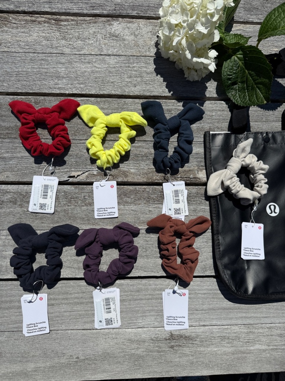 Lululemon Uplifting Scrunchie Fleece Bow Bundle 7 Pack NWT